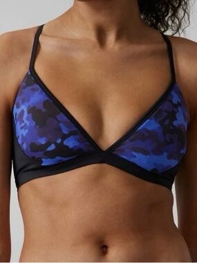 Athleta Freestyle Camo Bikini Top Swimsuit Cloud Camo Size Medium